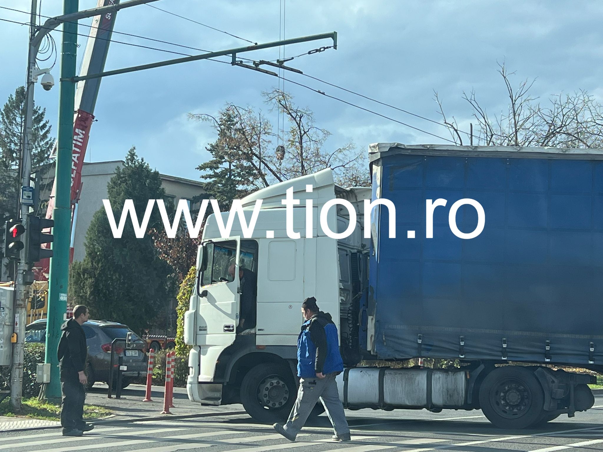 WhatsApp Image 2025-11-07 at 12.00.19