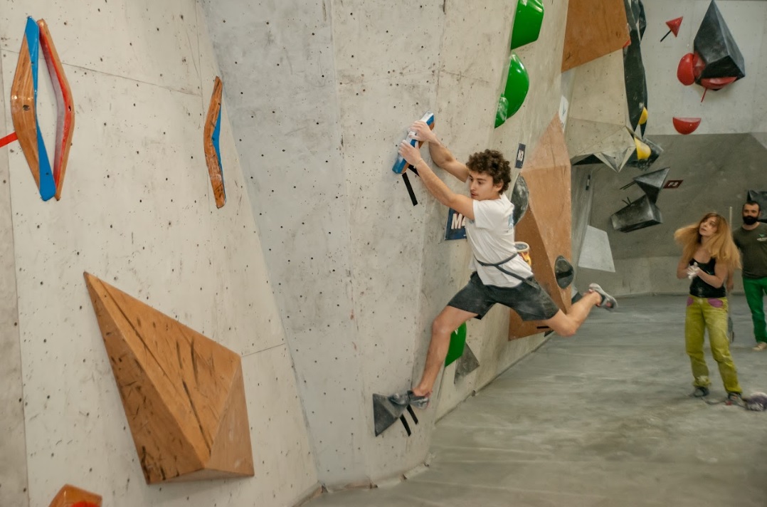 bouldering (2)