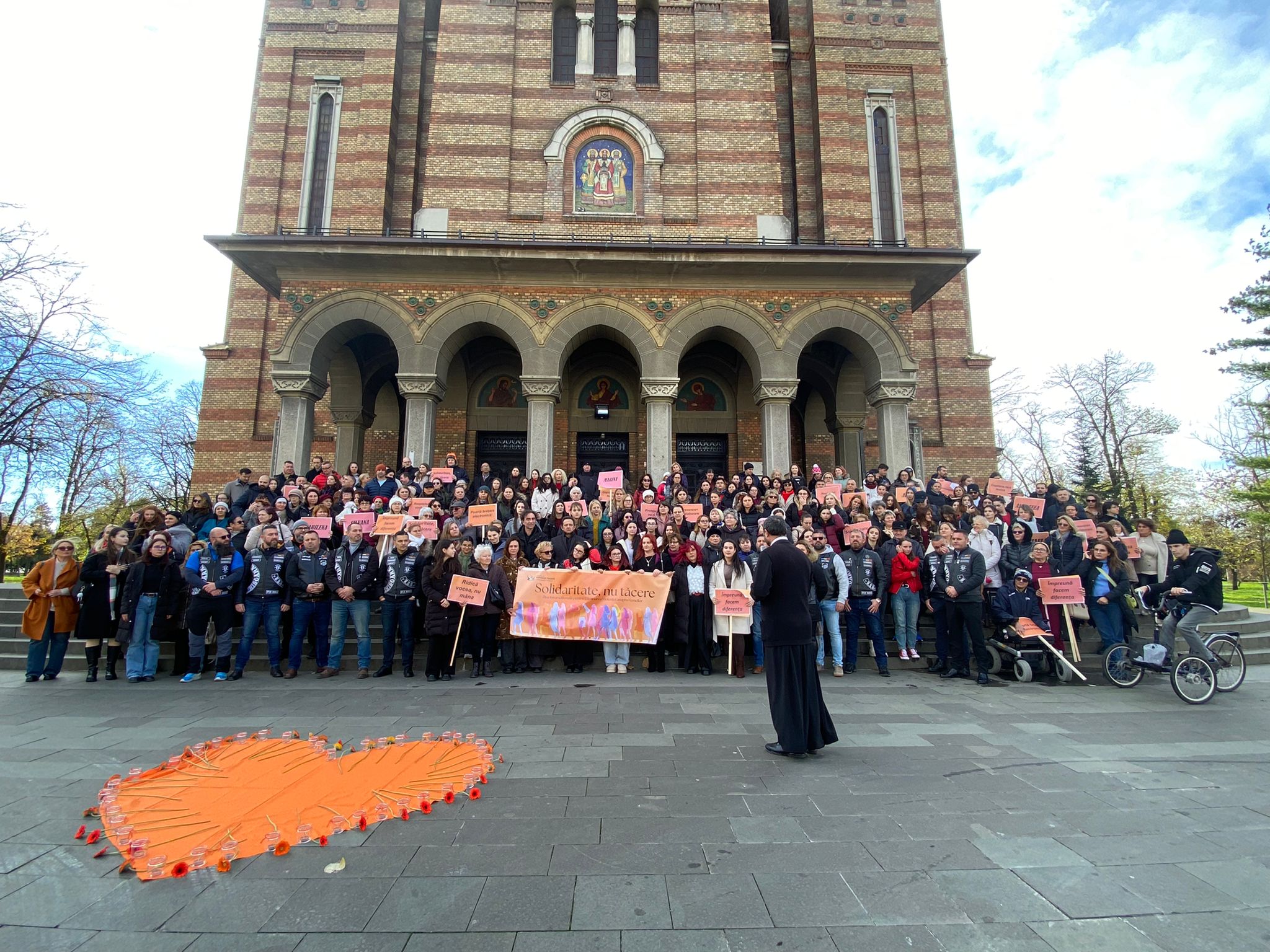 WhatsApp Image 2025-11-25 at 13.04.08