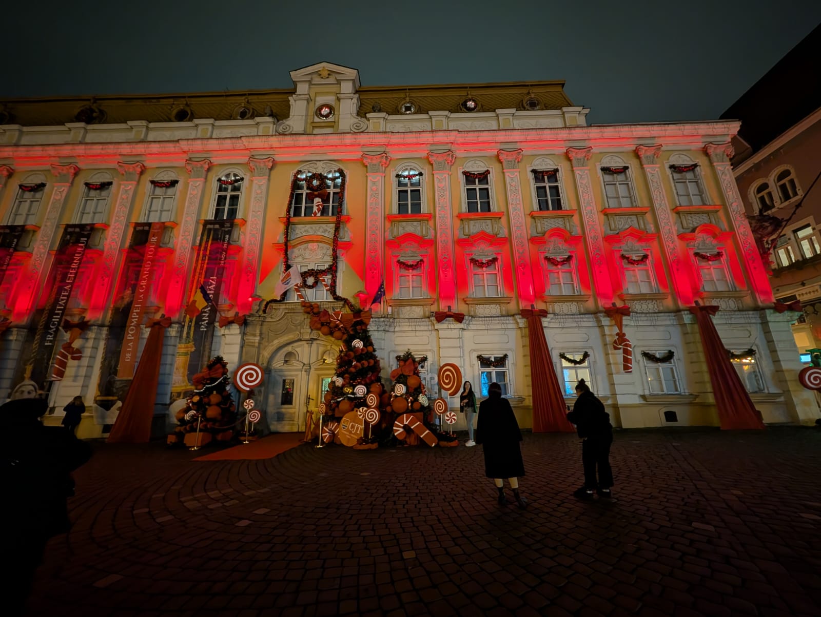 Iluminat festiv Muzeul de Artă Timișoara