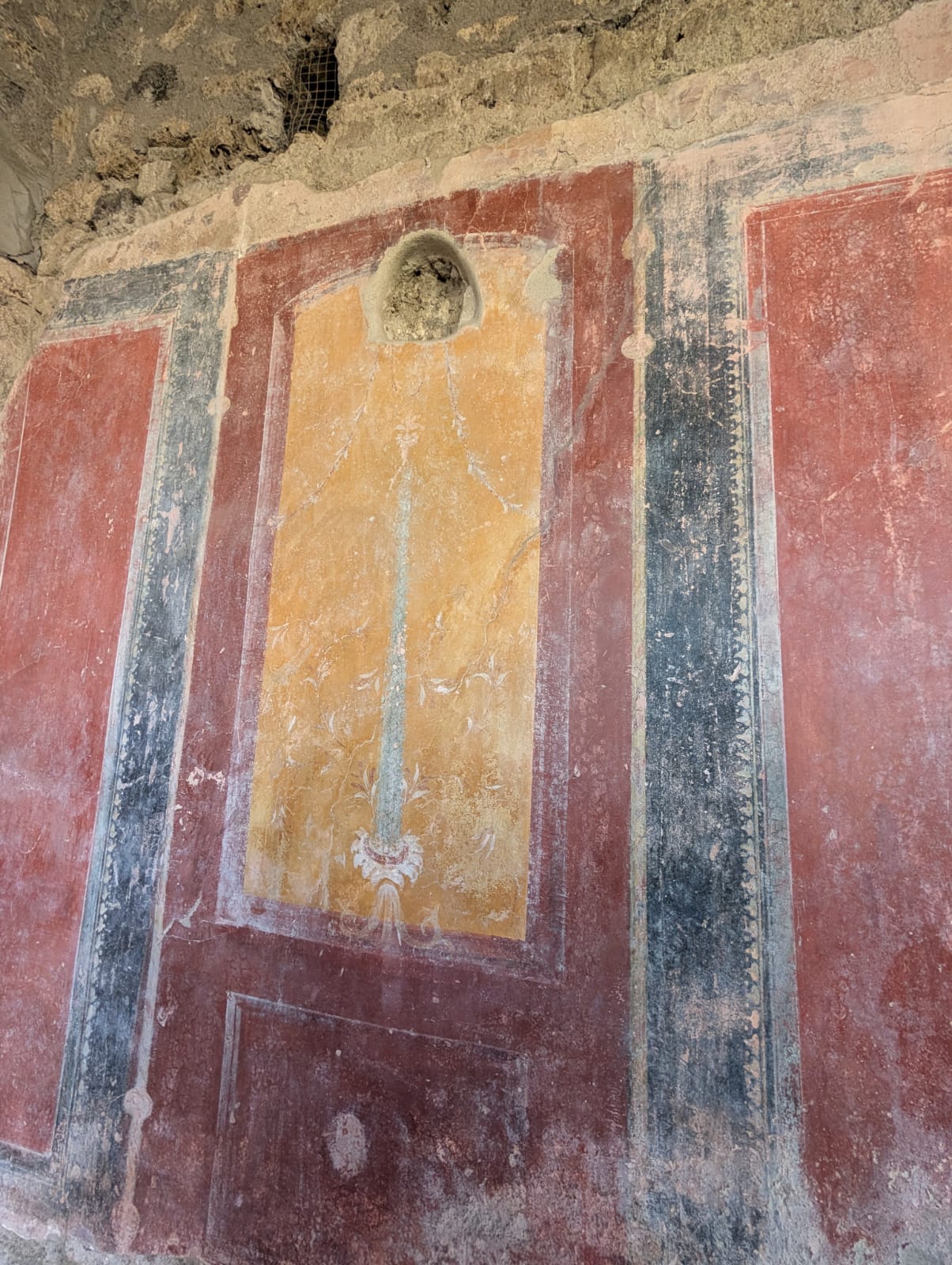 WhatsApp Image 2025-11-28 at 11.44.57 (1)