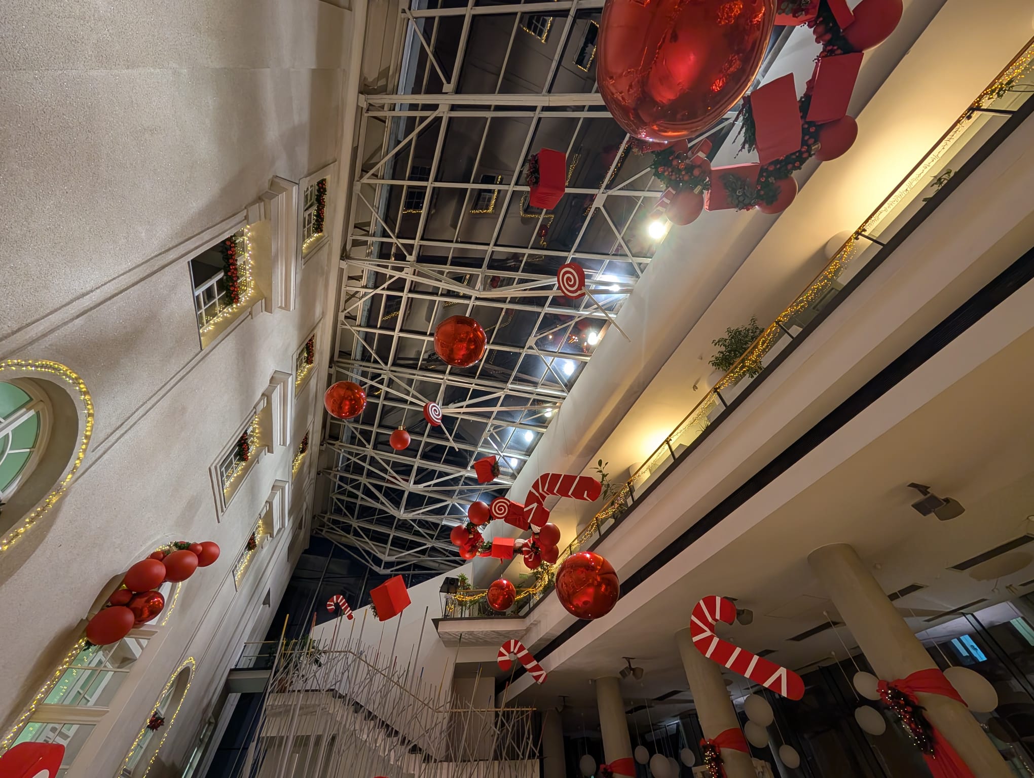 palatul administrativ timis de craciun (1)