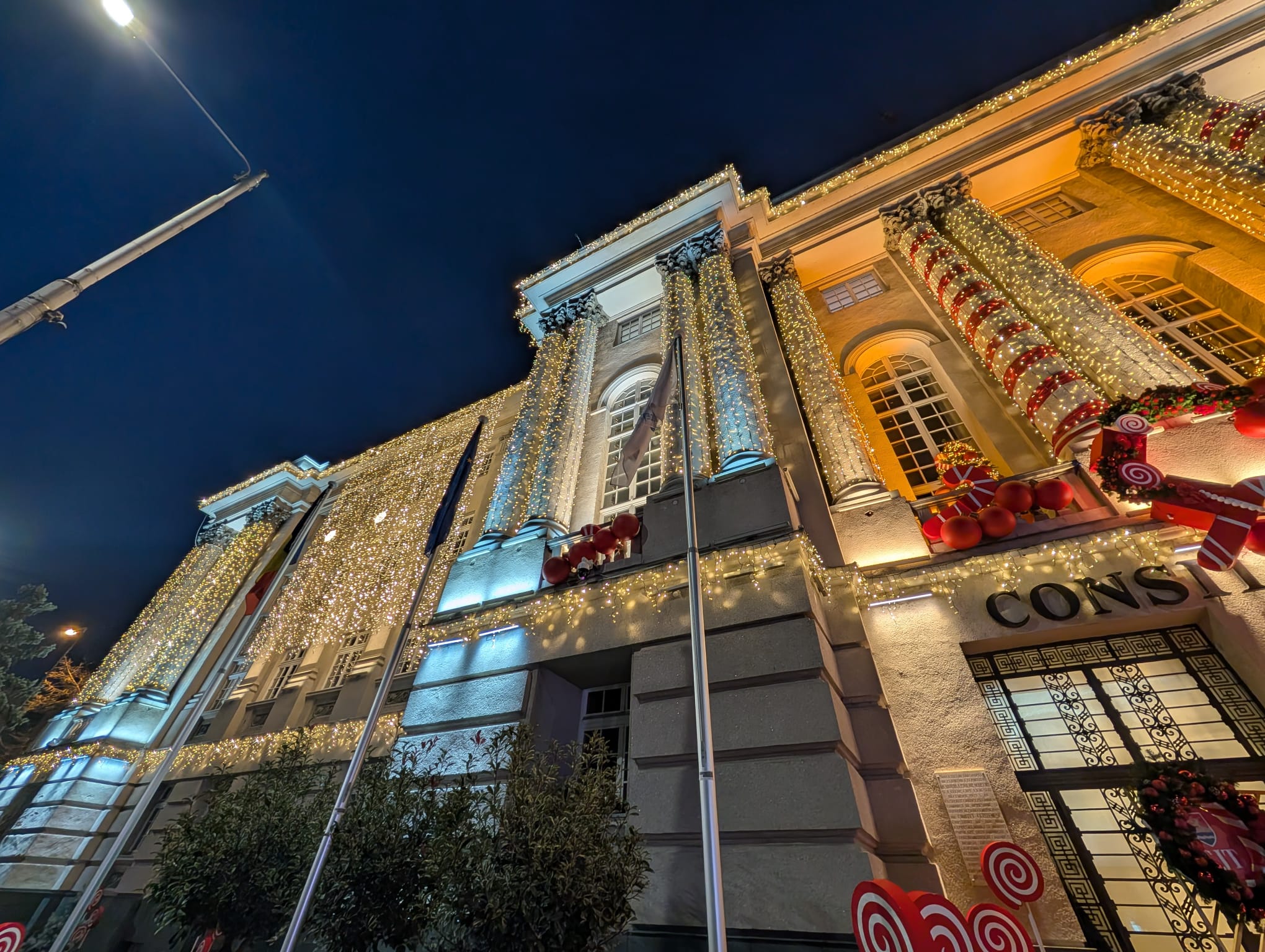 palatul administrativ timis de craciun (7)