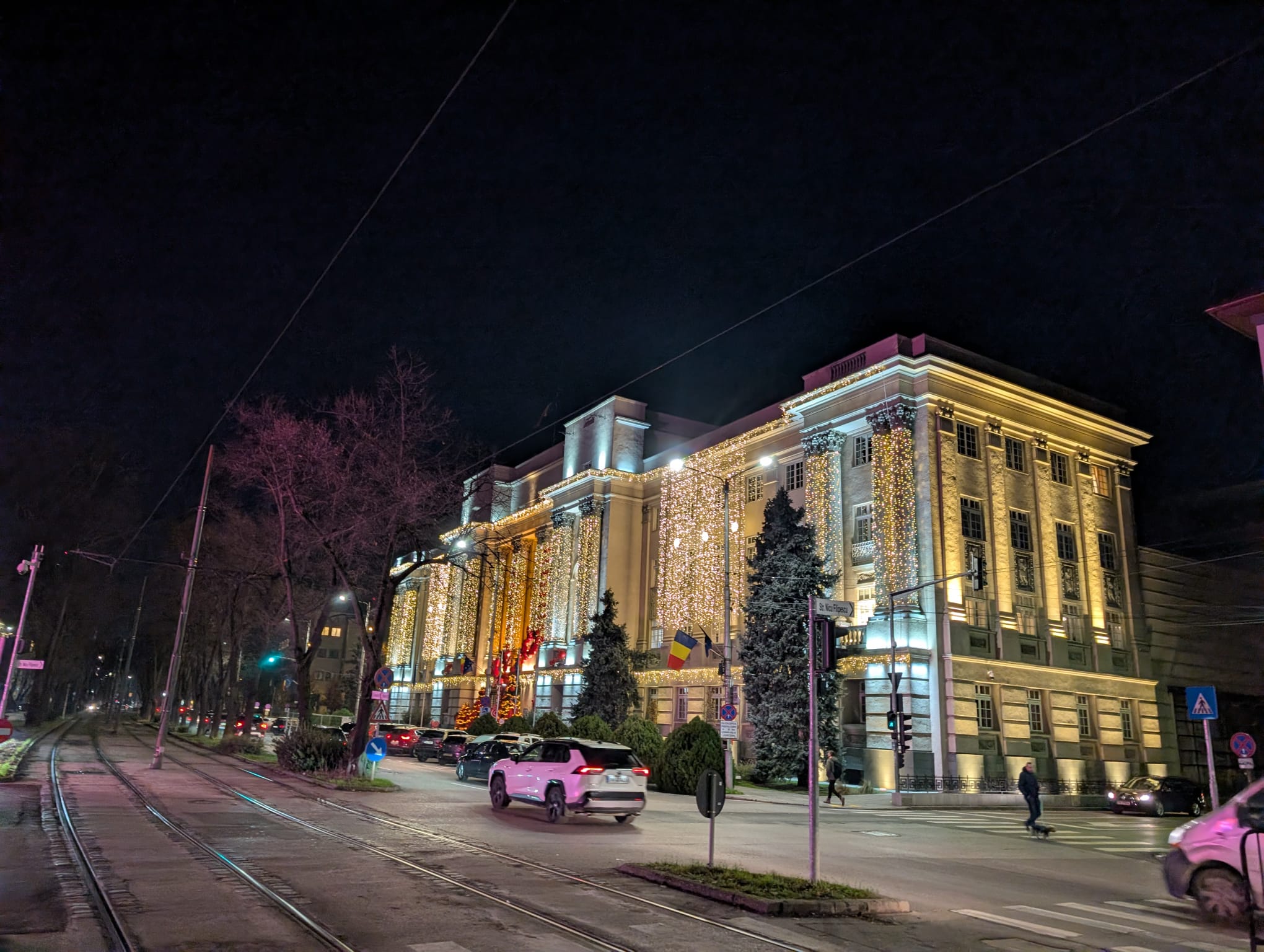 palatul administrativ timis de craciun (2)