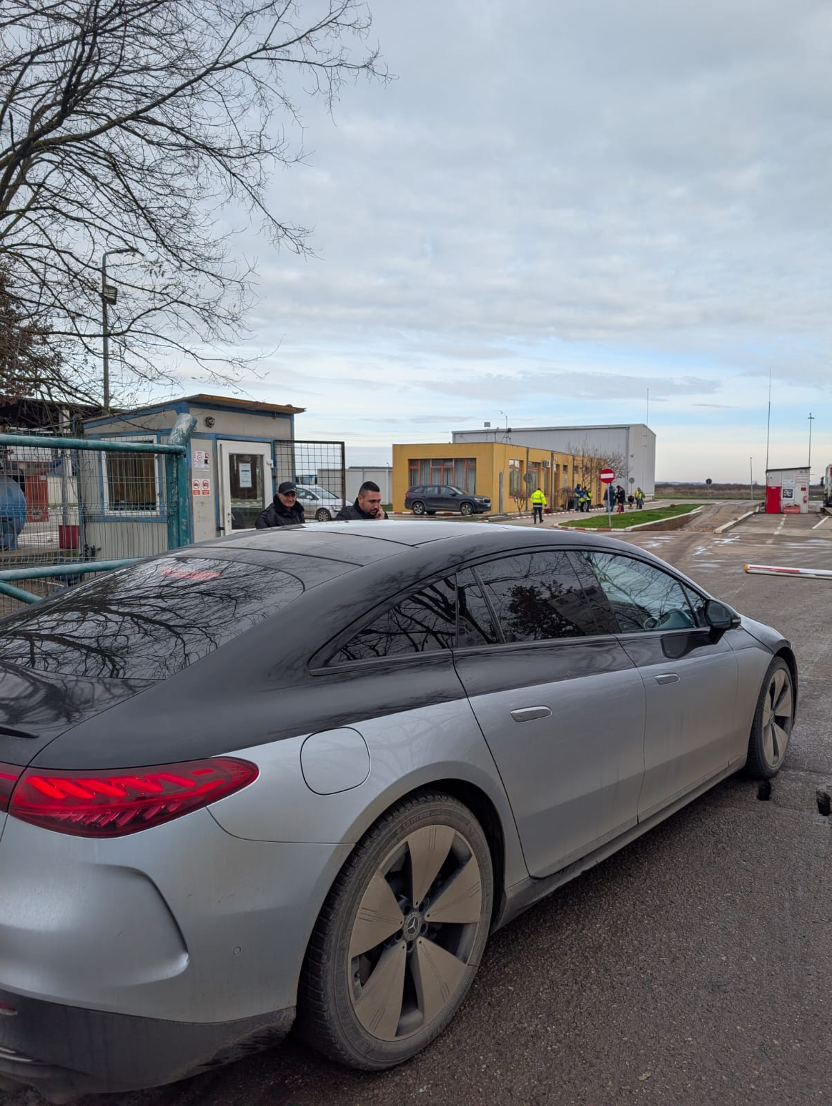 WhatsApp Image 2025-12-04 at 12.29.43 (3)