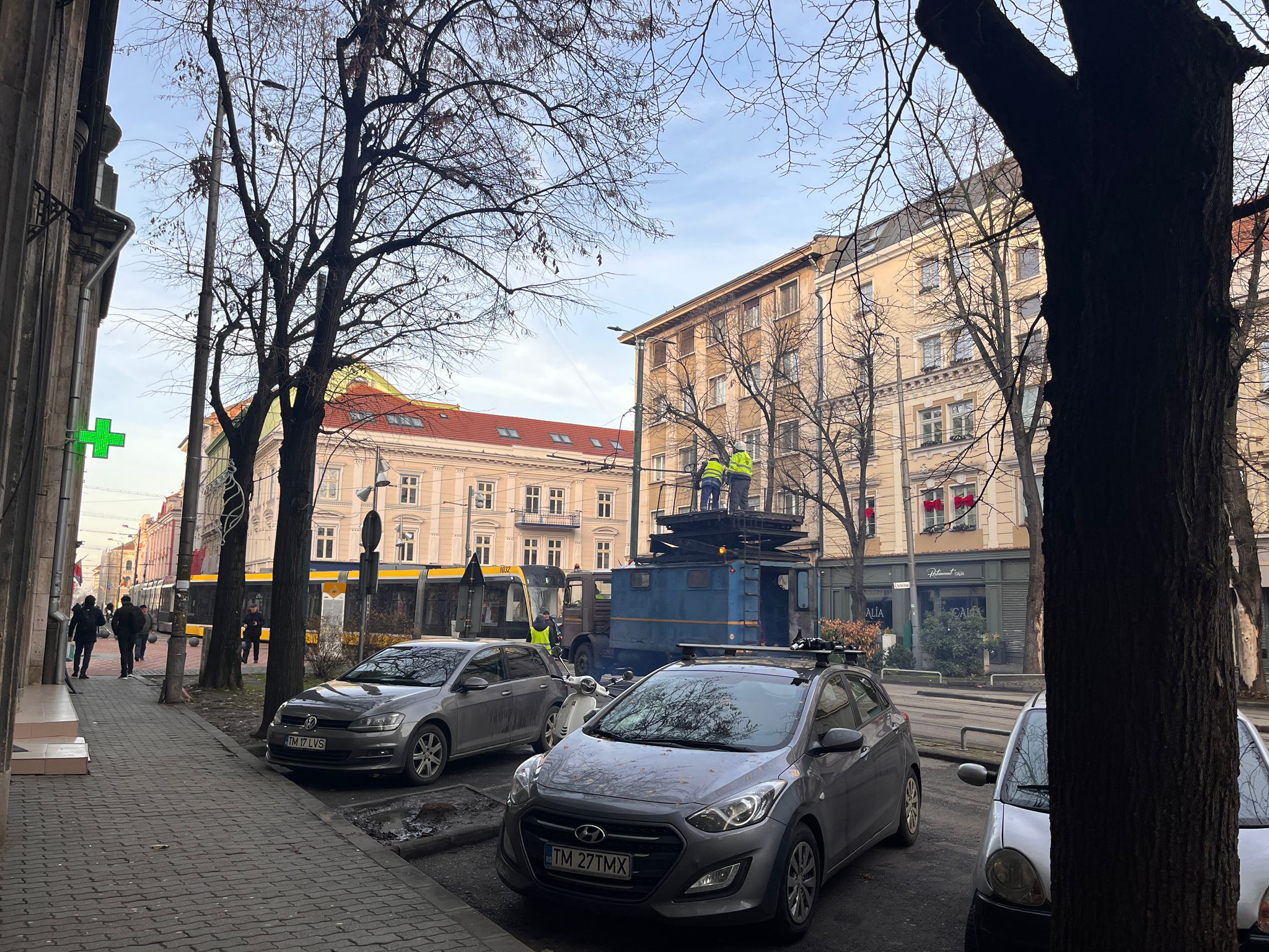 WhatsApp Image 2025-12-10 at 09.23.51