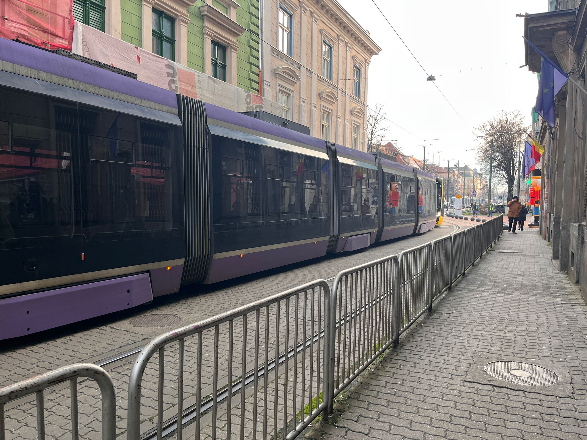 WhatsApp Image 2025-12-10 at 09.22.07