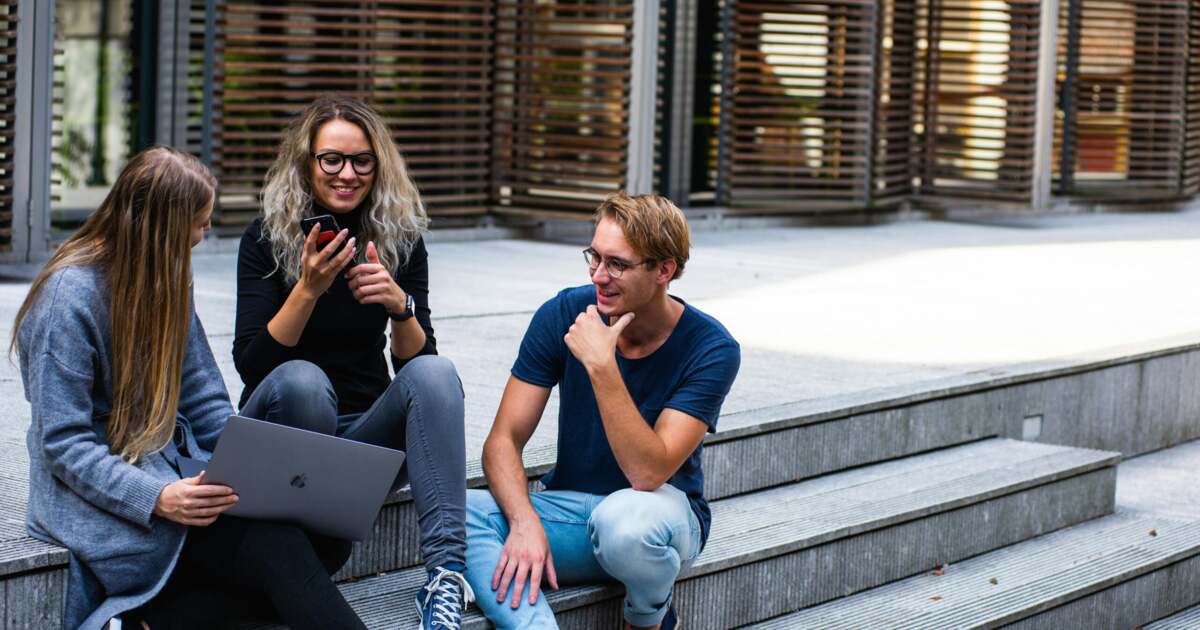 Studenții și absolvenții UVT pot descoperi angajatori la „Career Days@UVT 2026”