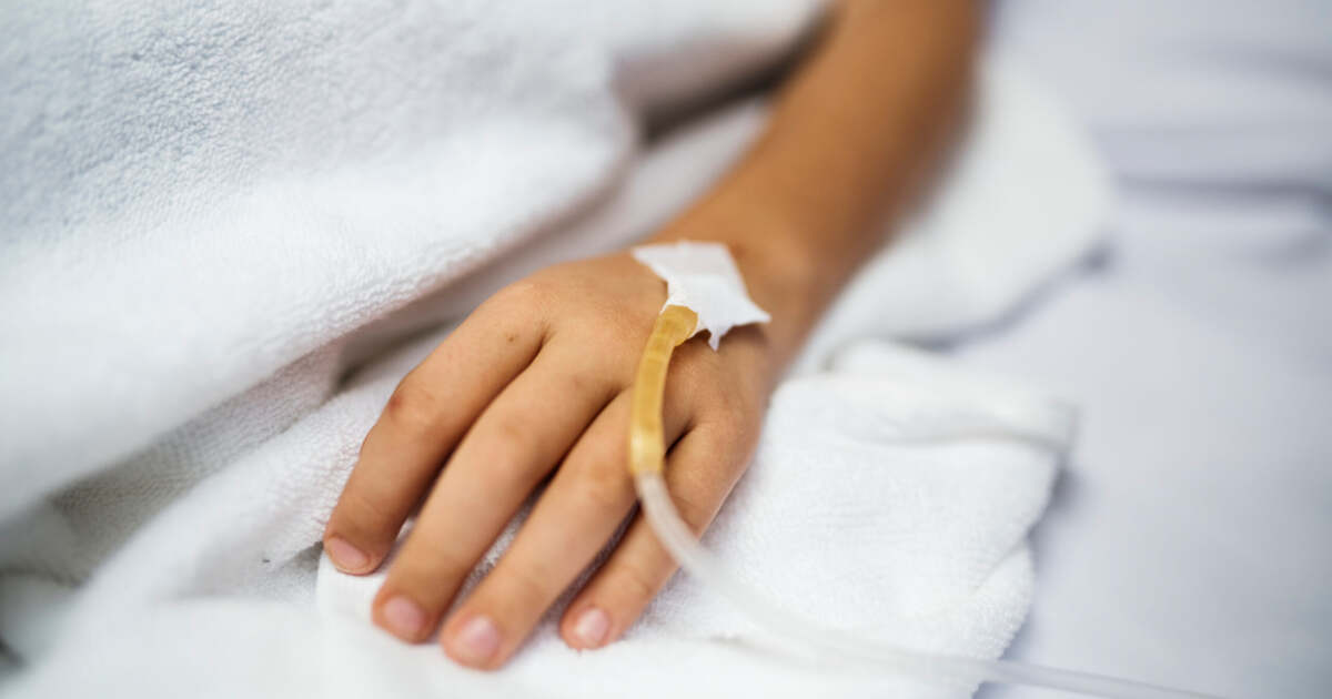 Fetița de 5 ani, rănită în accident tragic, a decedat la spital. Fetița de 5 ani, rănită în accident tragic, a decedat la spital.