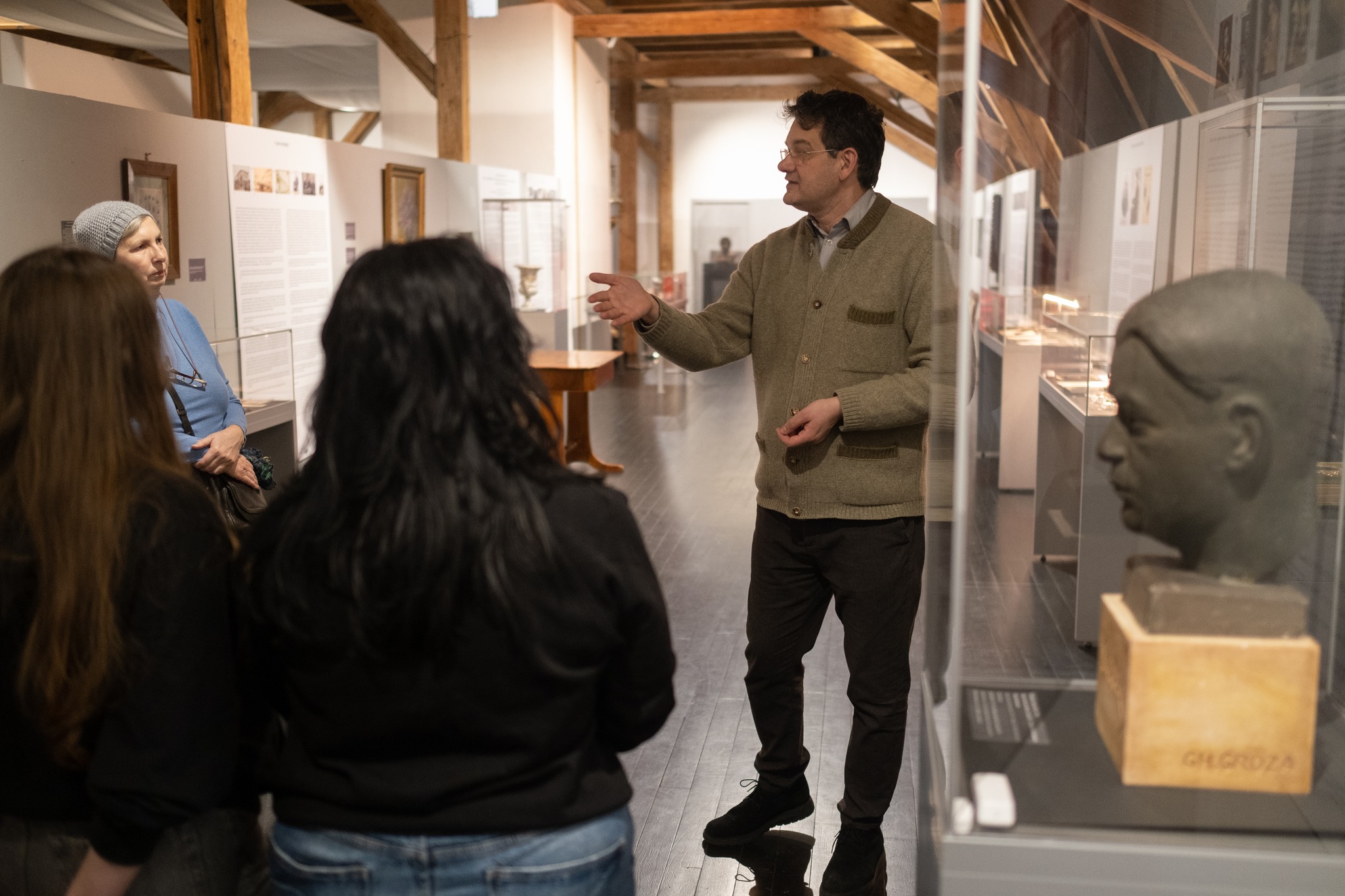 Marius Cornea ghidaj muzeul baantului (2)