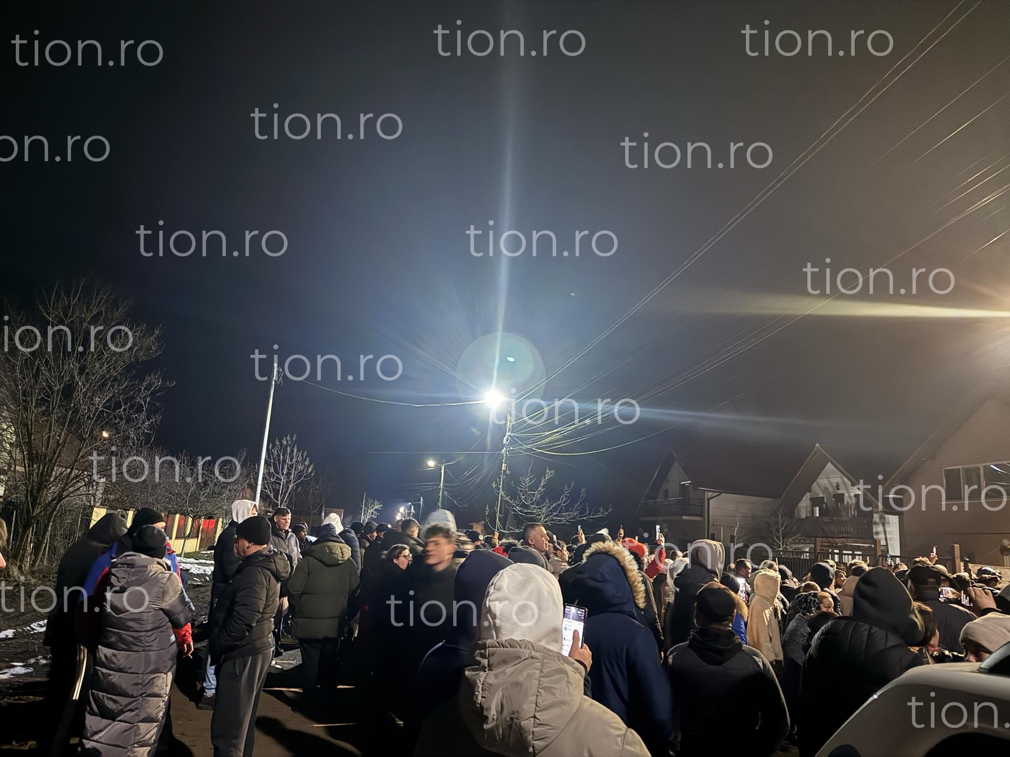 protest spontan sanmihaiu roman (1)