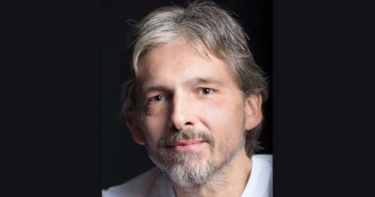 Teatrul Merlin din Timișoara în doliu după dispariția lui Radu Popescu, colaborator de lungă durată.