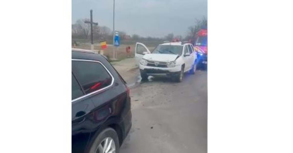 Accident în Sânmihaiu Român: două persoane rănite în urma incidentului.