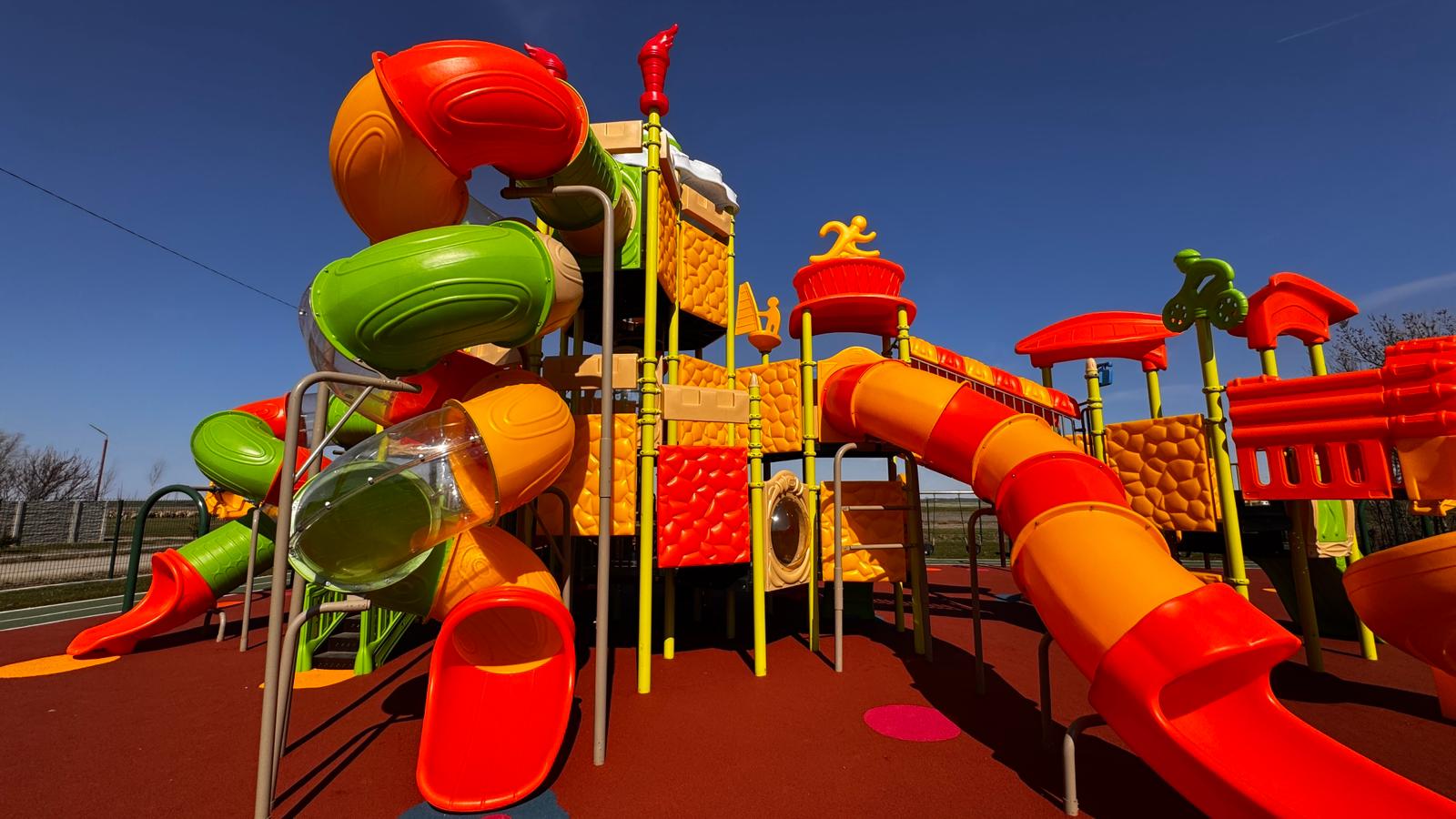 parc nou cerneteaz comuna giarmata (10)