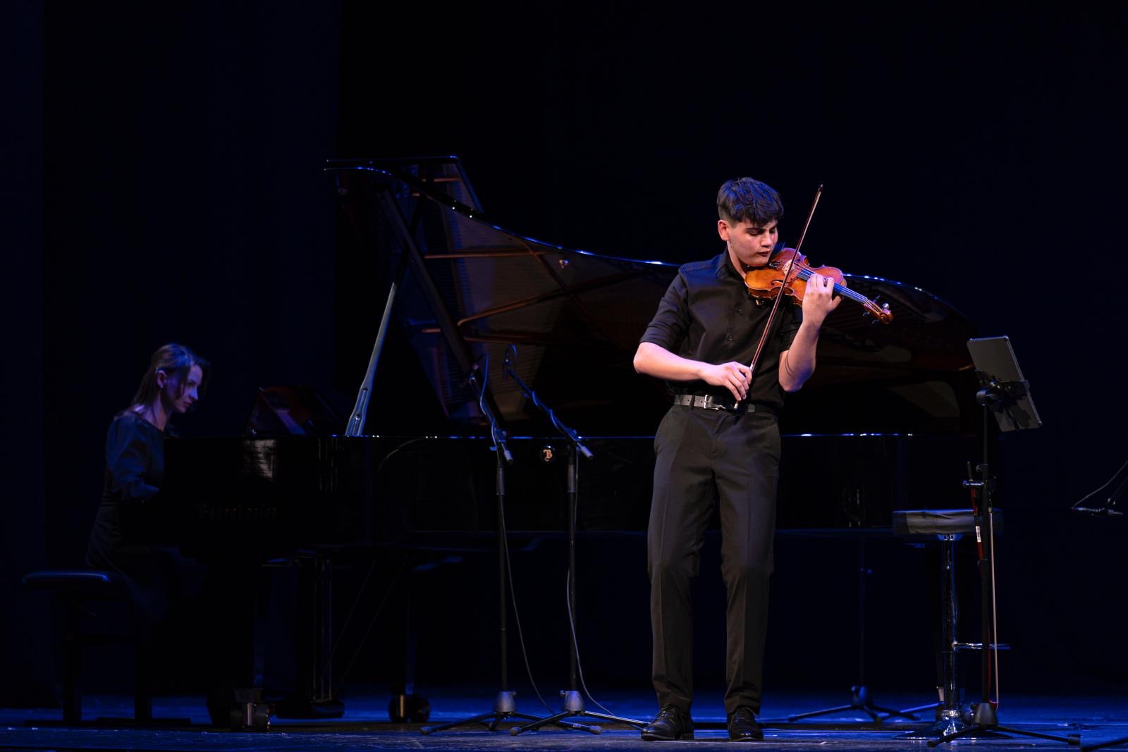 76929d98-dd2e-4460-9cdf-d4a397fa3570