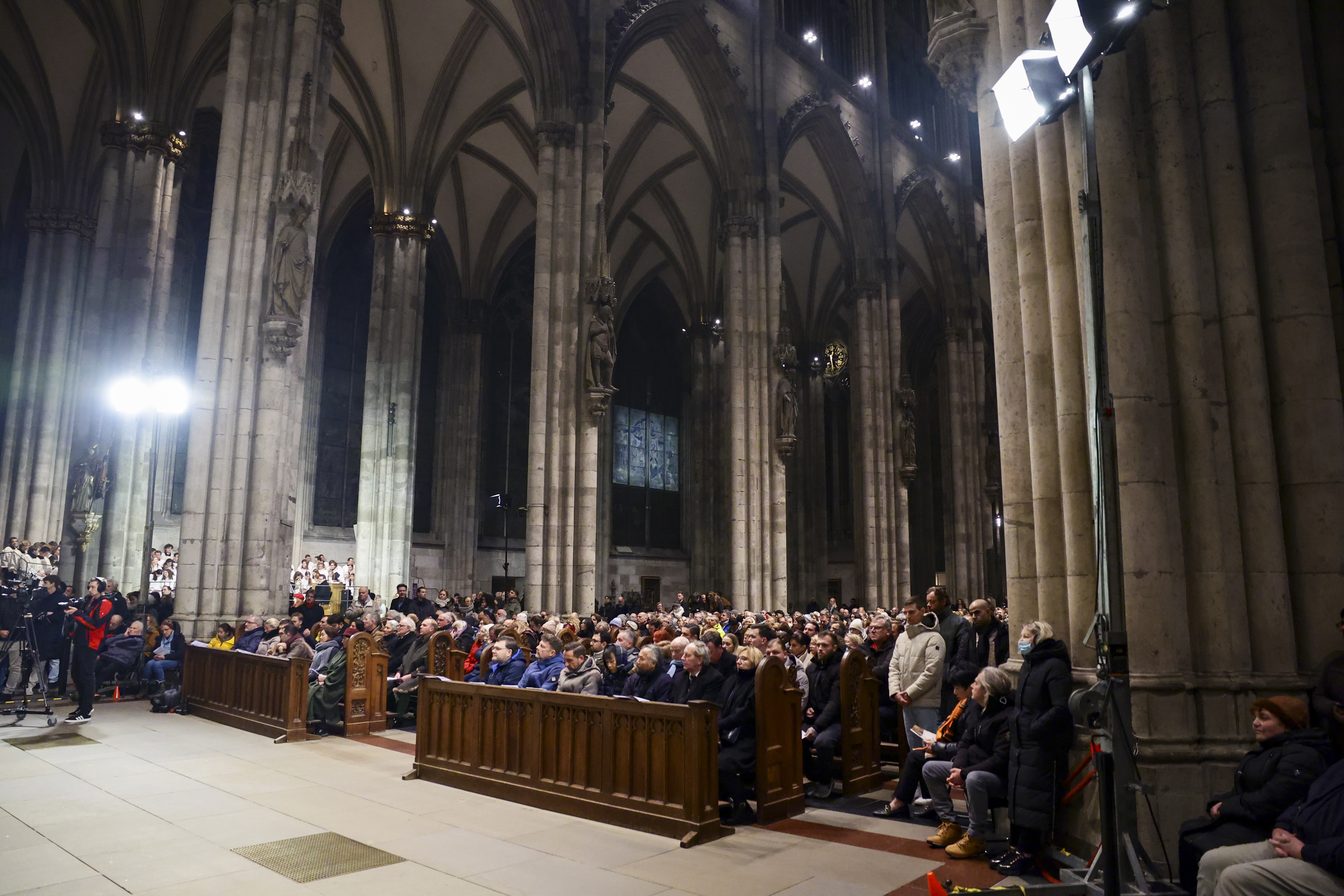 Christmas eve mass in Cologne Cathedral