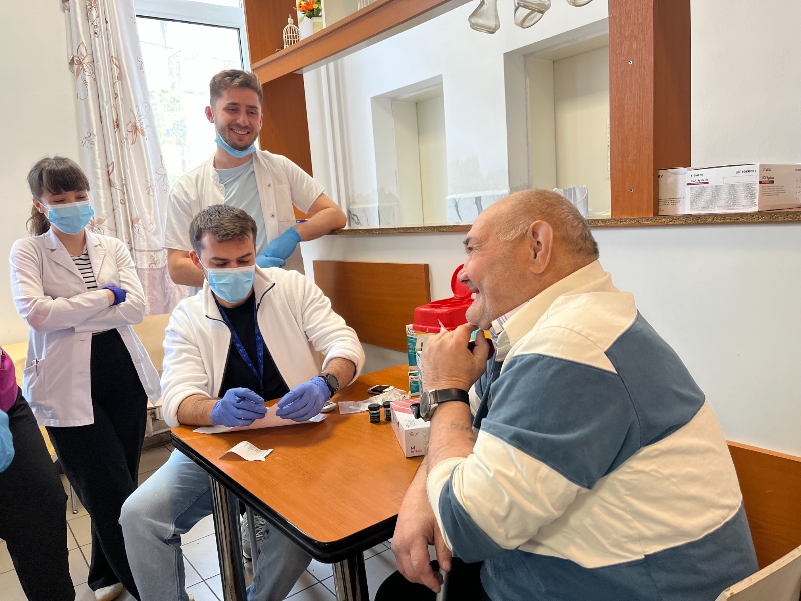 caravana medicala timisoara persoane fara adapost (2)