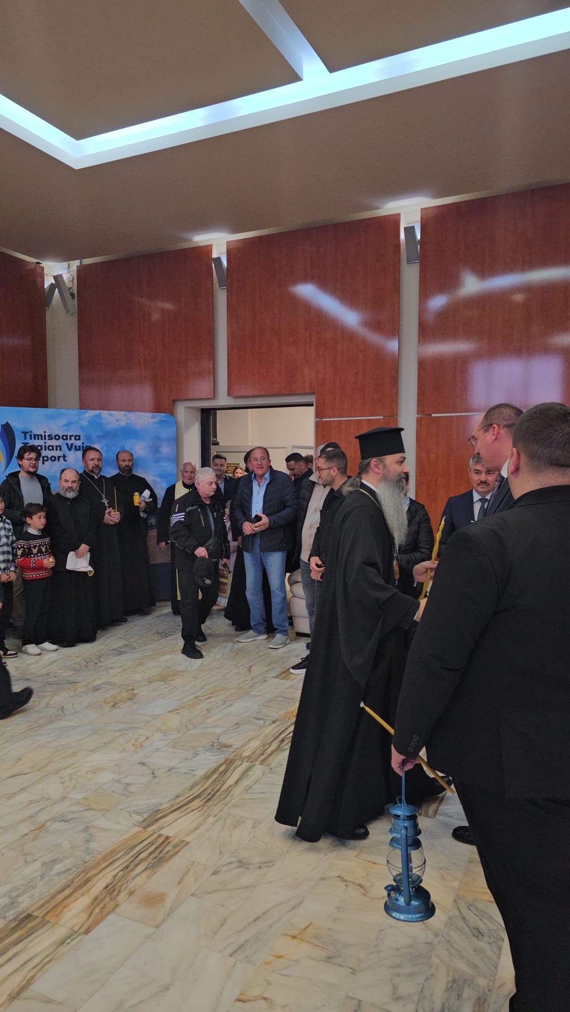 7ac4df3e-3d4c-4868-b7ff-a251b912a6f7