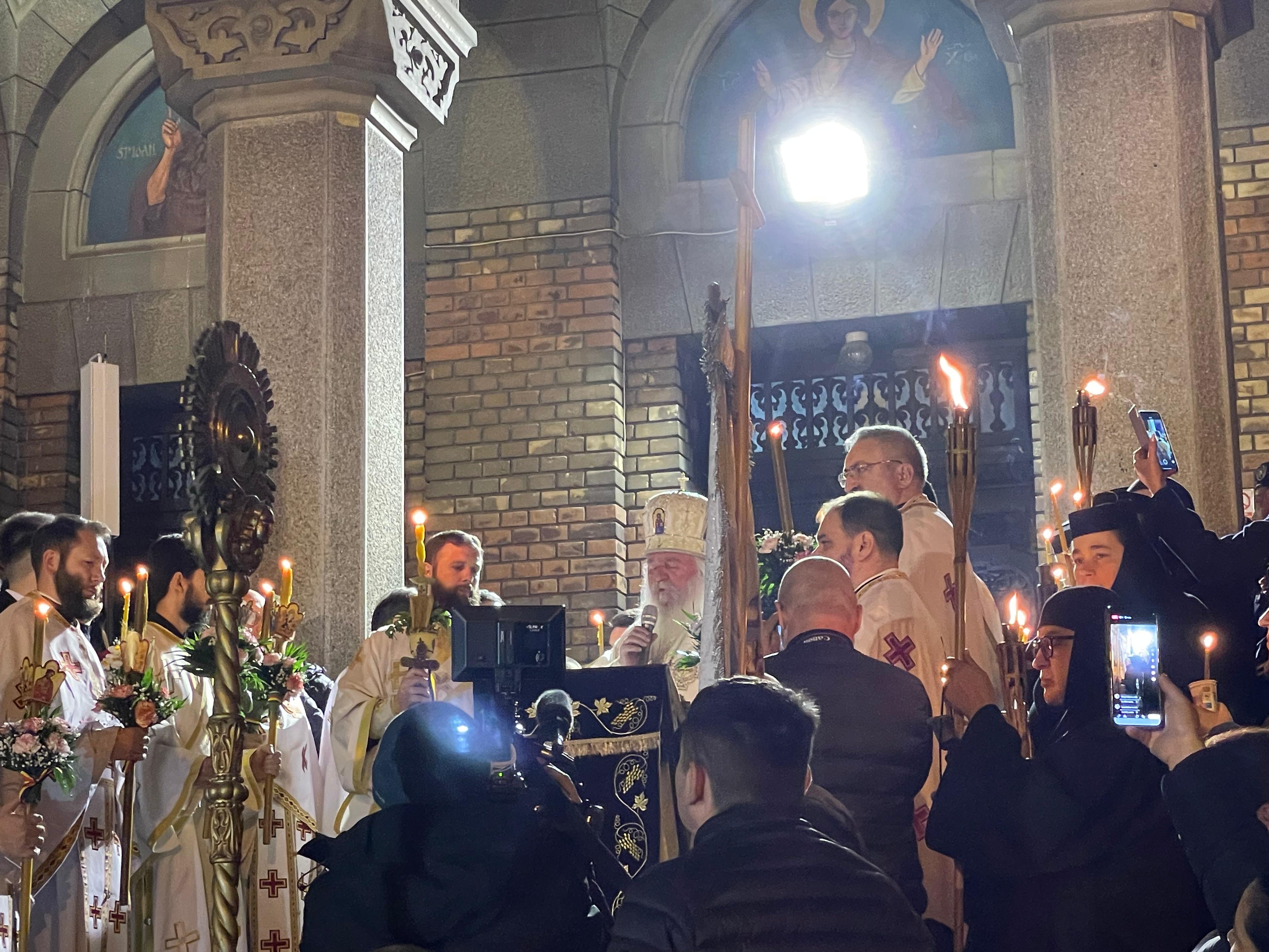 b34b076e-919d-4c45-a508-bd4fef5d6327