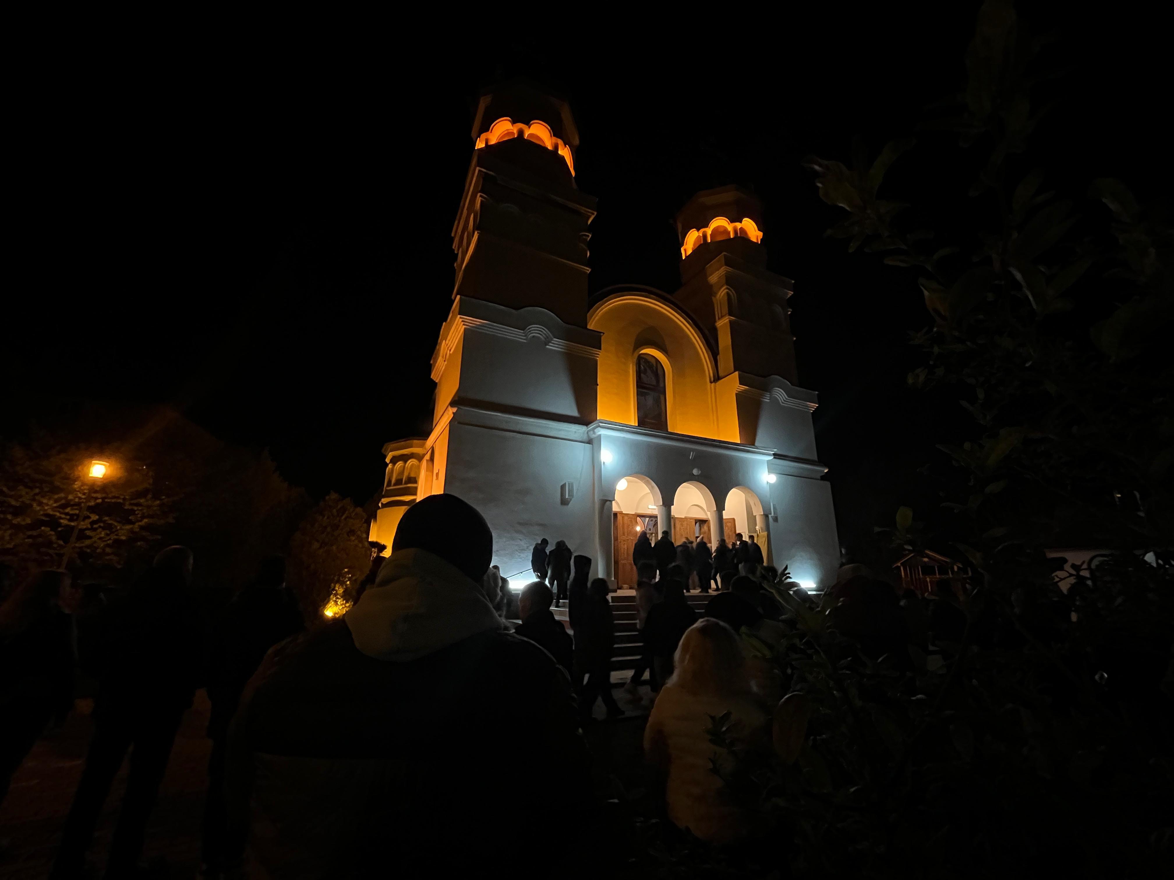 0b353df8-5596-4ab4-aff7-fd47d3c46f86