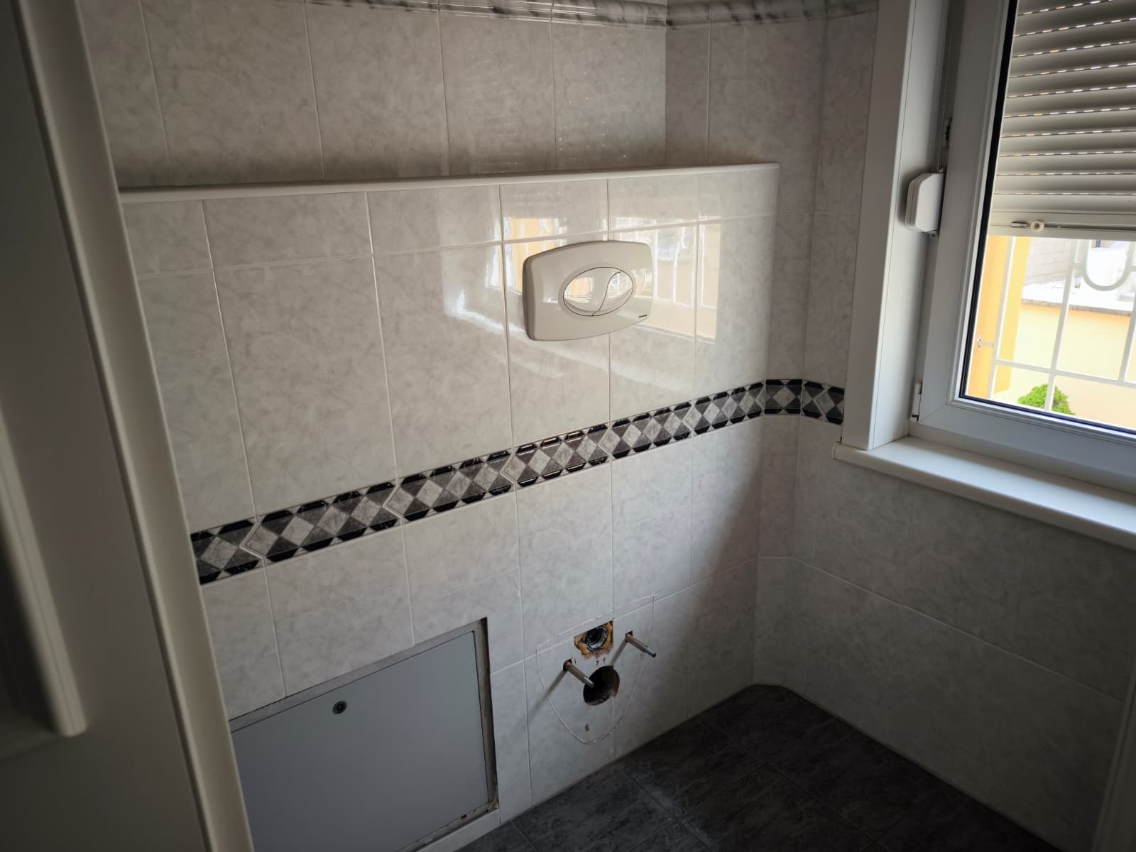 WhatsApp Image 2026-04-14 at 11.28.52