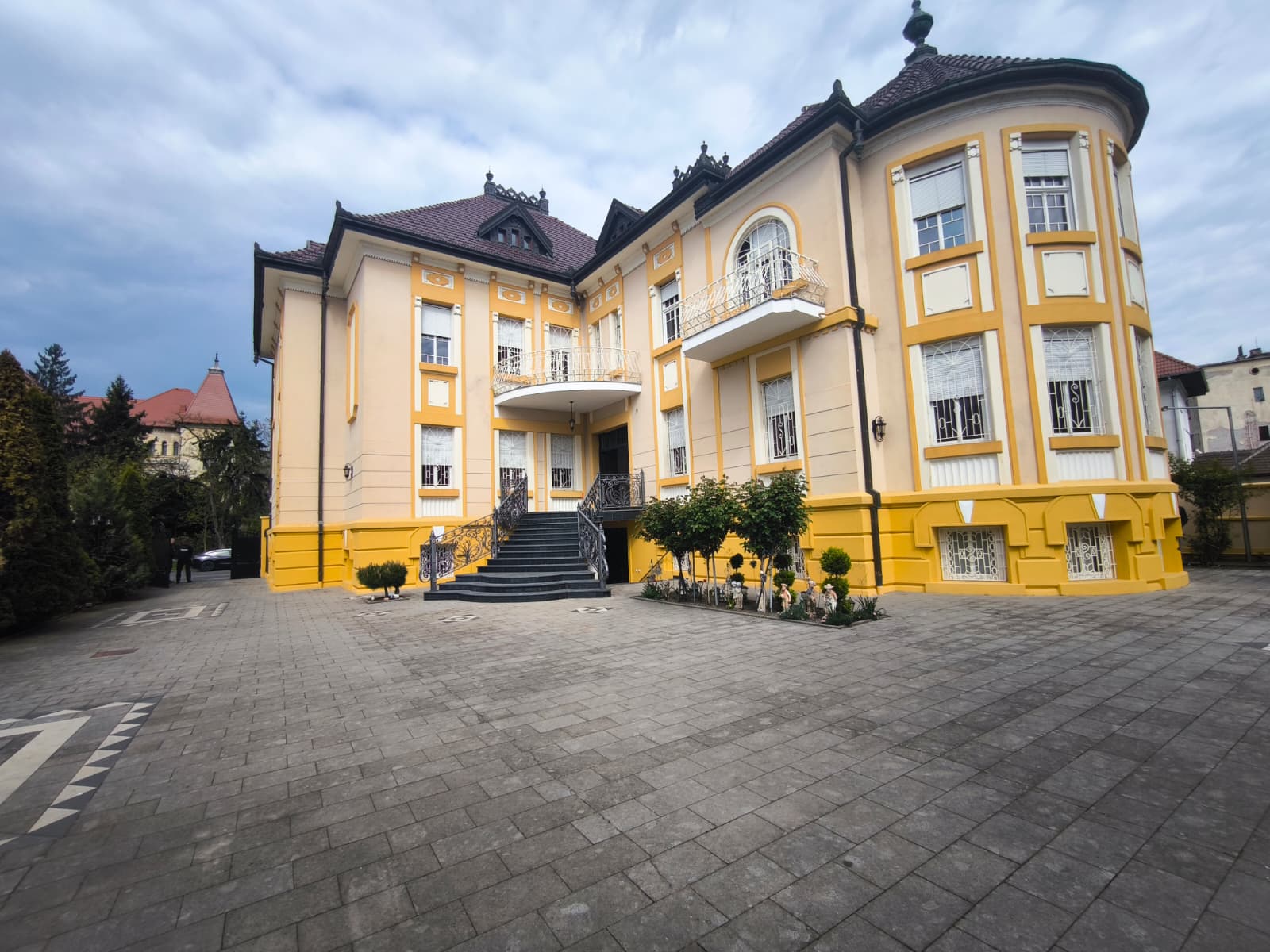 WhatsApp Image 2026-04-14 at 11.30.01