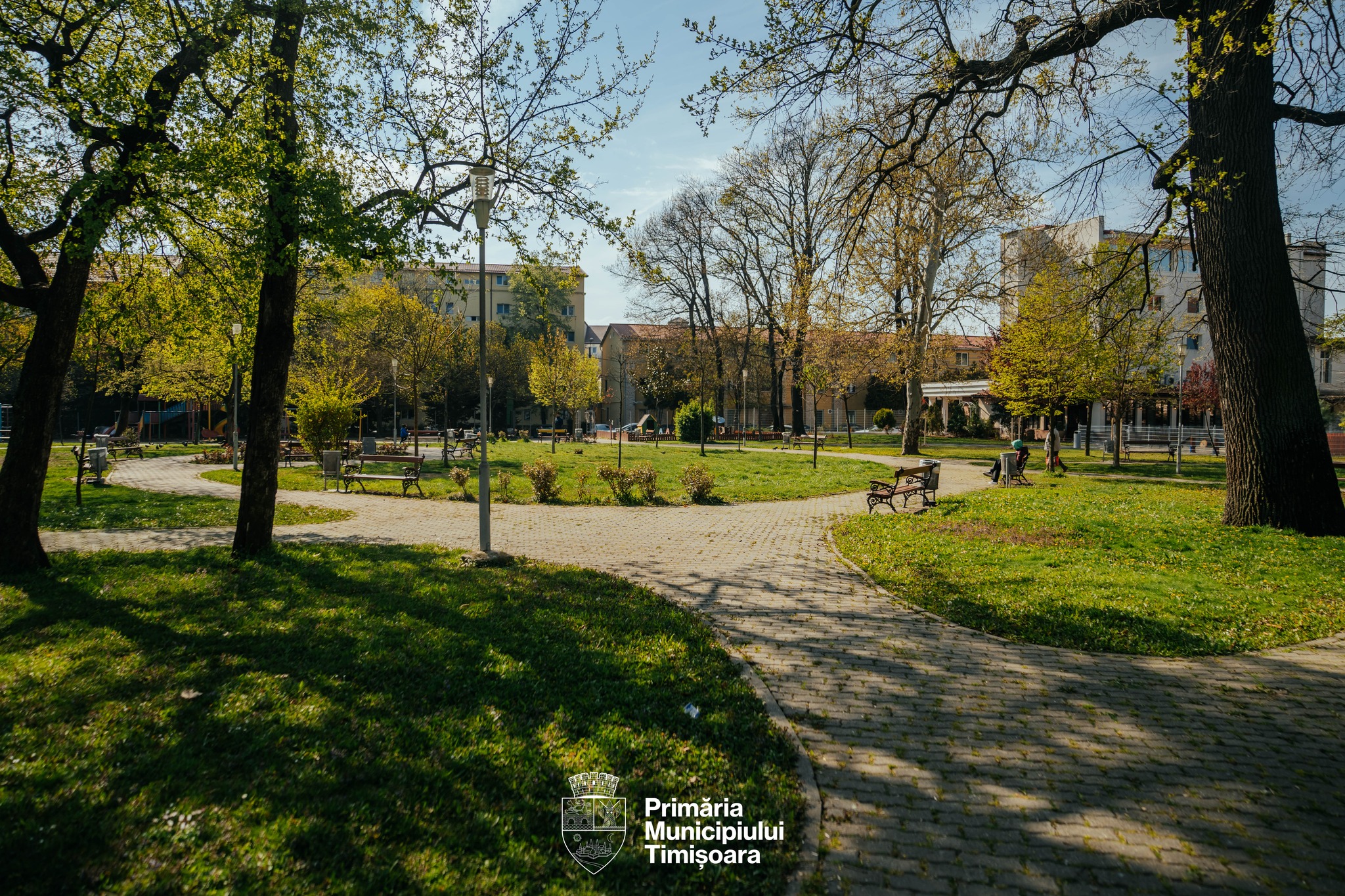 672690838_1376459761174637_1489816734490895727_n