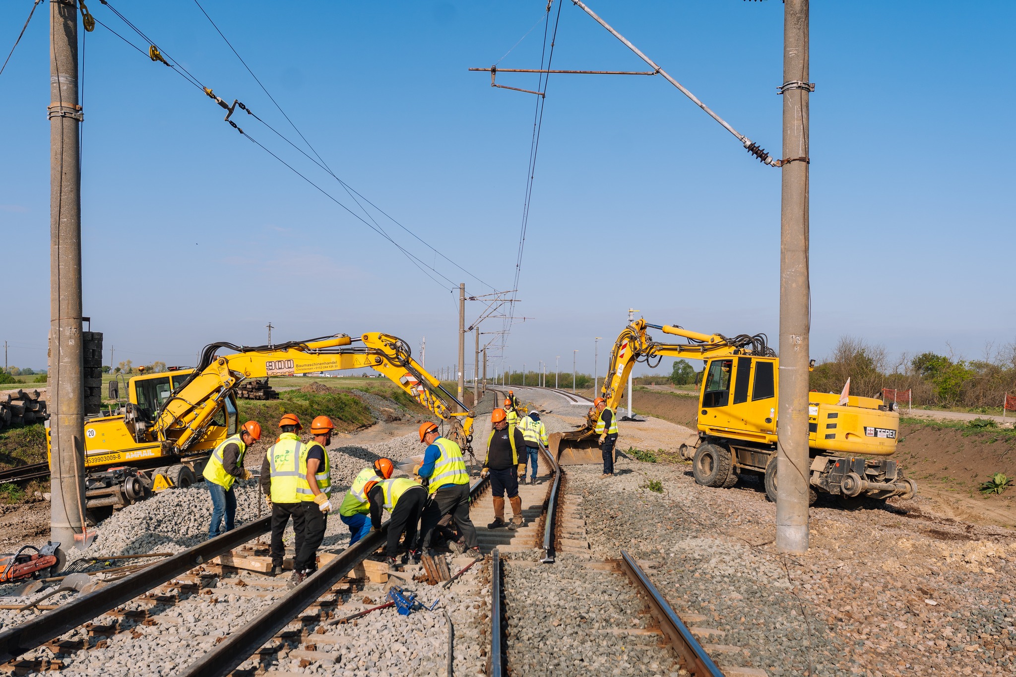 671561107_932631709520404_7656650415937826406_n