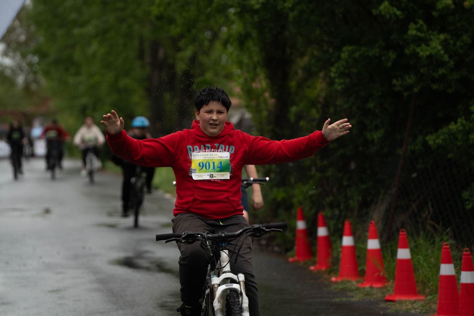 alergare copii ciarda rosie manusarul (7)