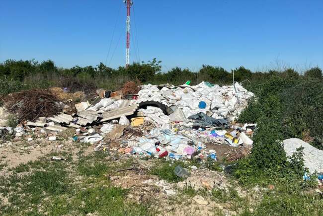 Poza pentru articolul Amendă de 70.000 de lei pentru o firmă din Lugoj care depozita gunoaie ilegal