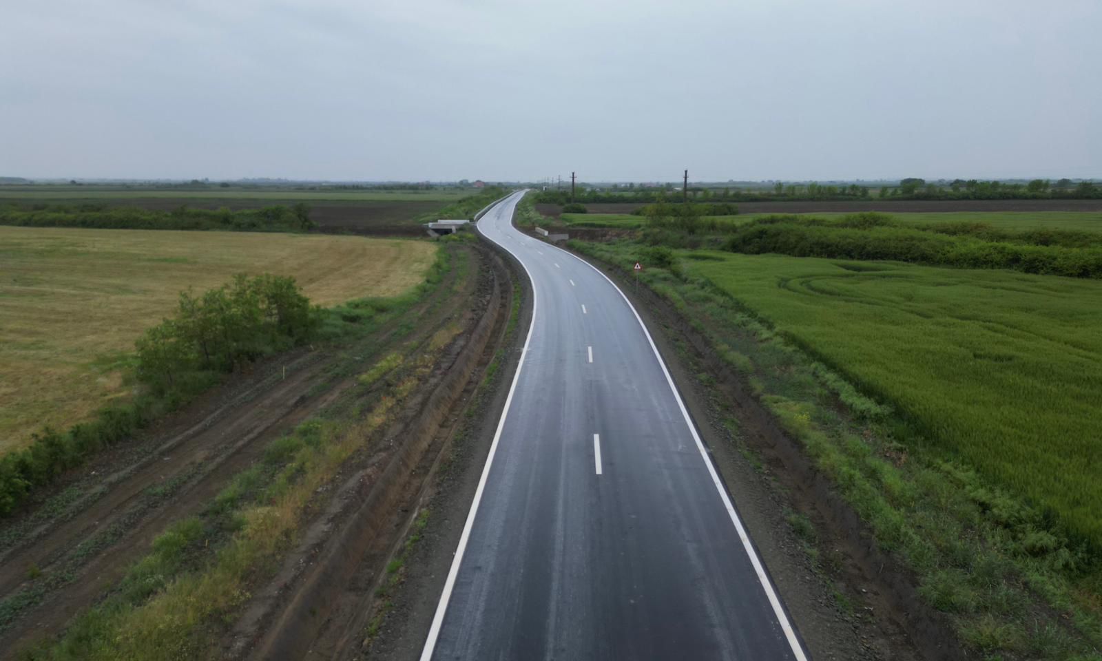 DJ 593C între Șag și Sânmihaiu Român