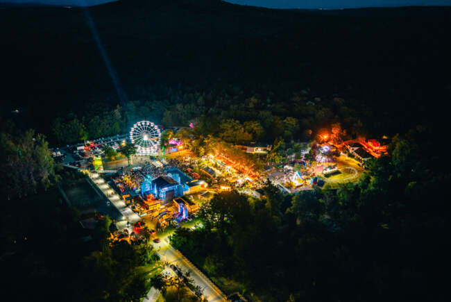 Poza pentru articolul Waves Festival pregătește cea mai mare ediție de până acum: Peste 70 de artiști vor urca pe scenele de la Băile 1 Mai