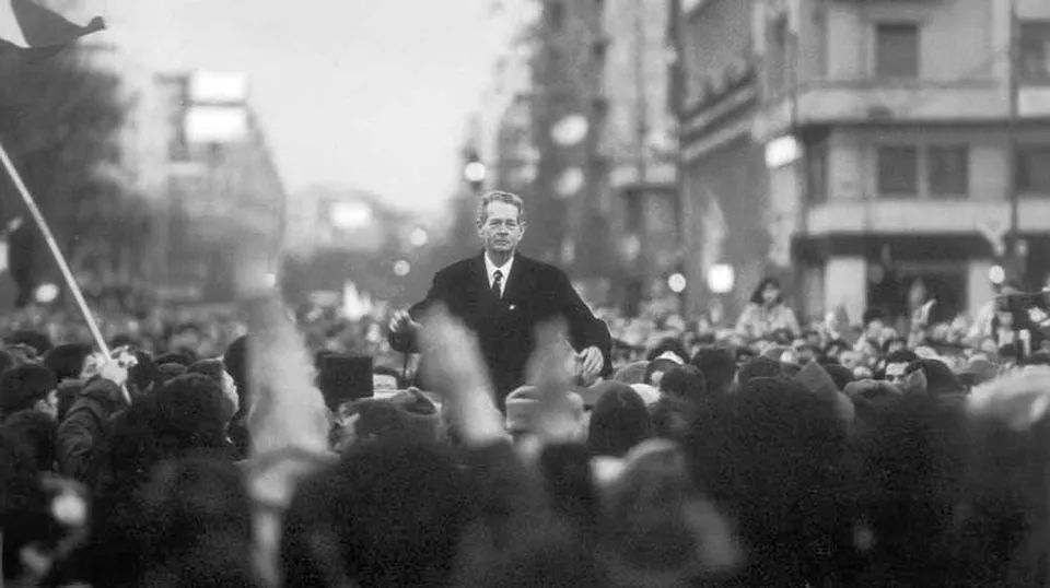 Regina Maria, Regele Mihai și Nicolae Ceaușescu ajung pe marele ecran la Timișoara. Proiecțiile sunt gratuite