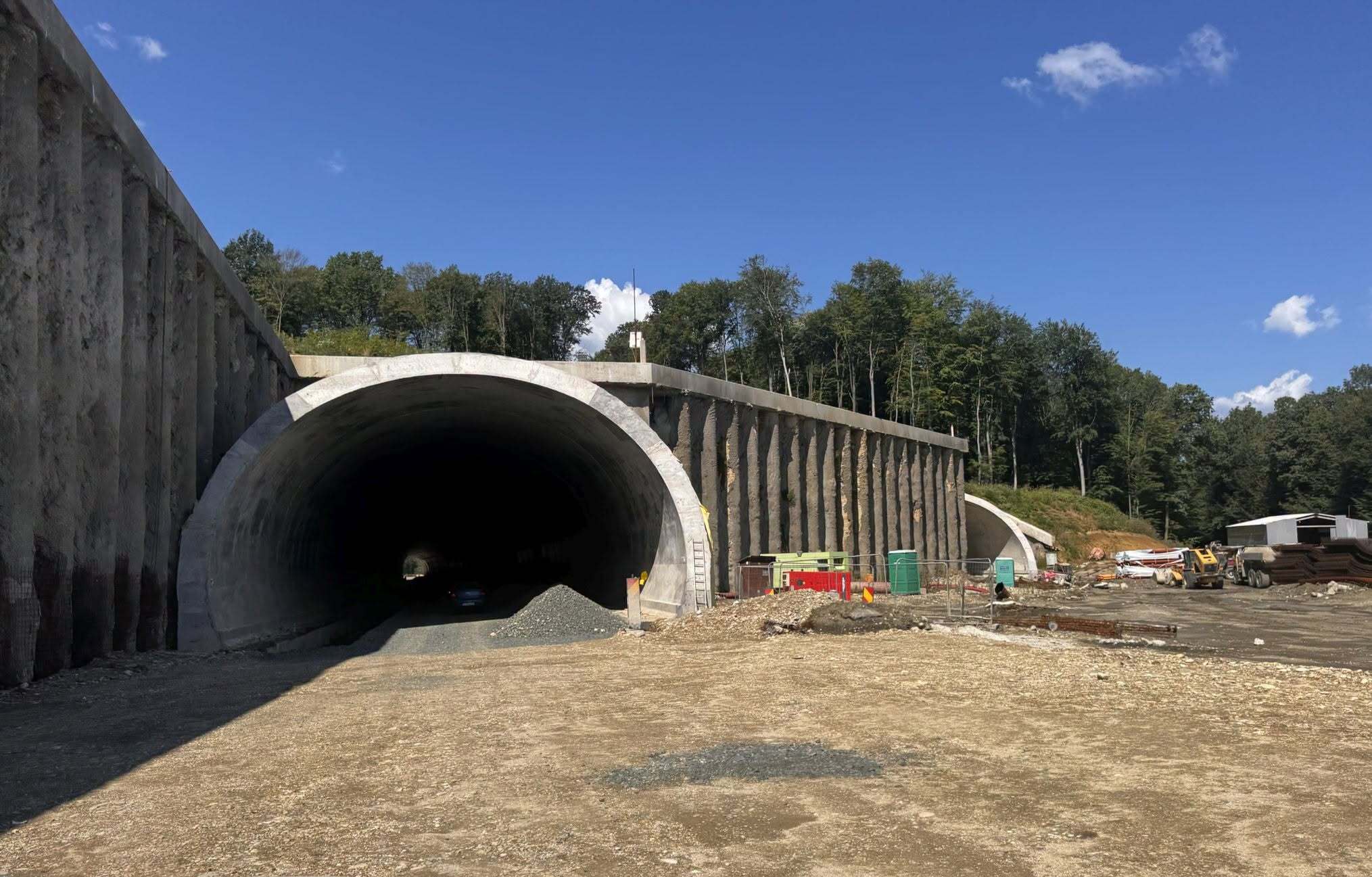 lucrari tuneluri A1 margina Holdea (5)