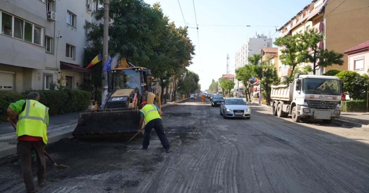 De luni se reasfaltează pe Buziașului și pe Martirilor. Cum se va circula
