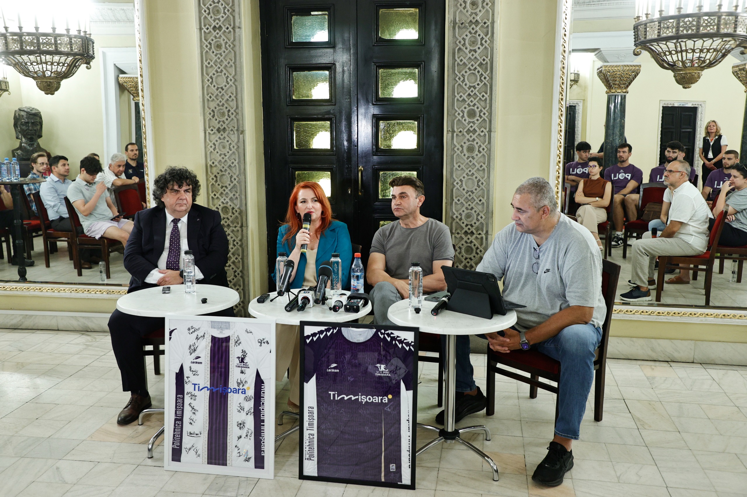 conferinta presa