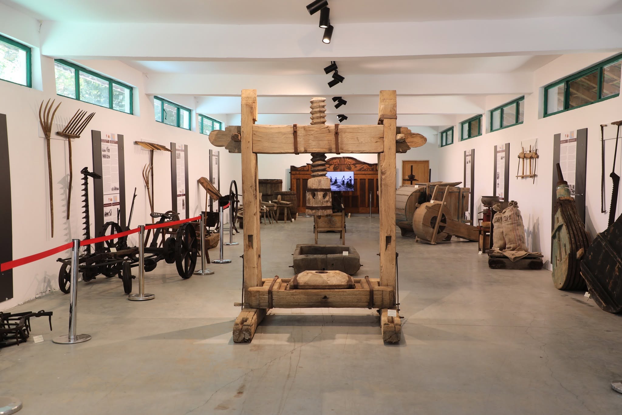 expo uneltele pamantului muzeul satului banatean (9)