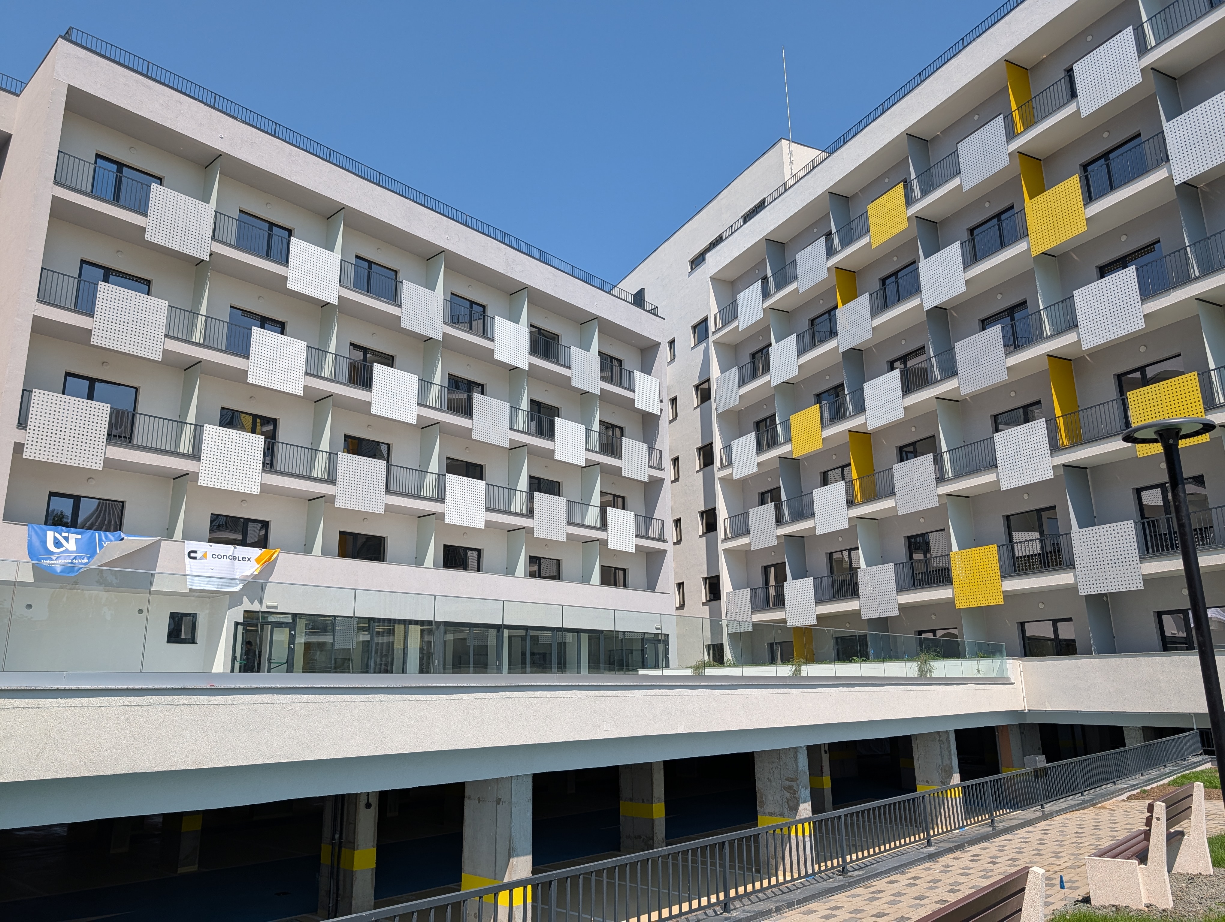 PXL_20260817_104120475