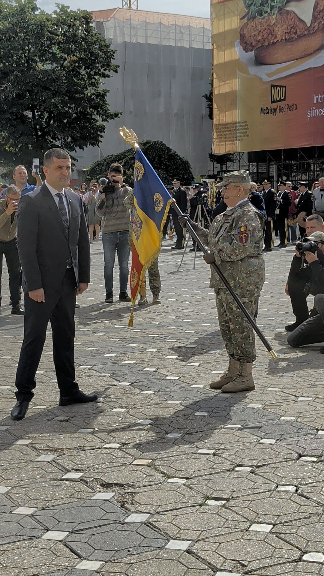 radu miruta la timisoara ceremonie primire drapel spitalul militar (1)