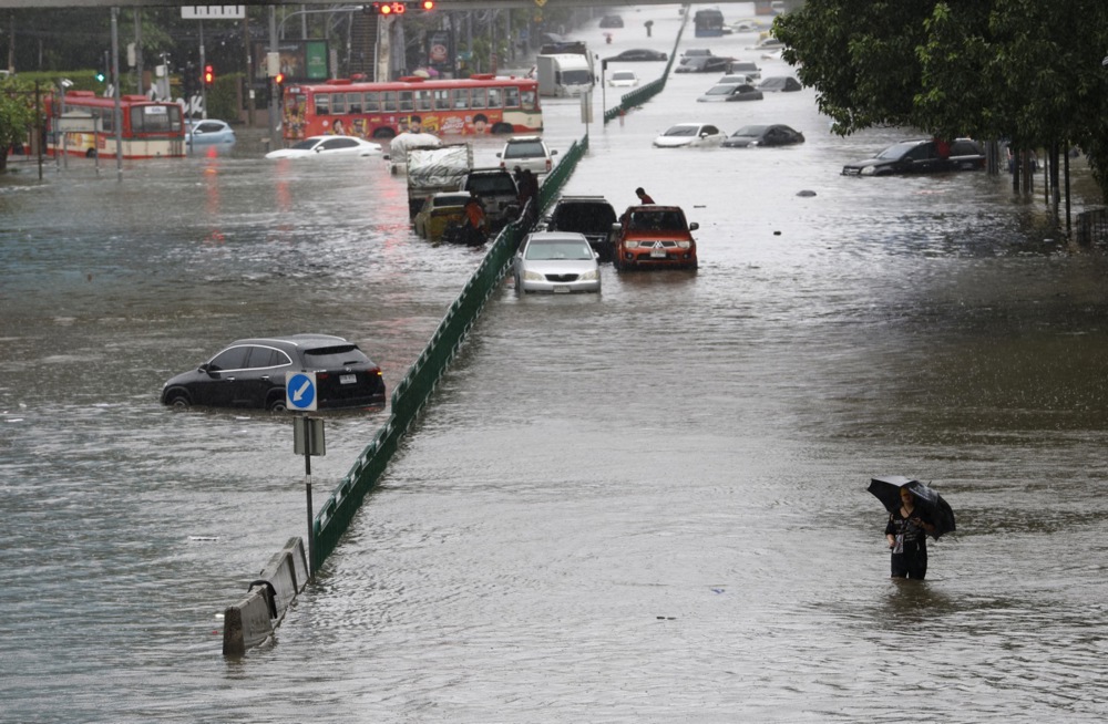 Bangkok declares all districts flood disaster zones