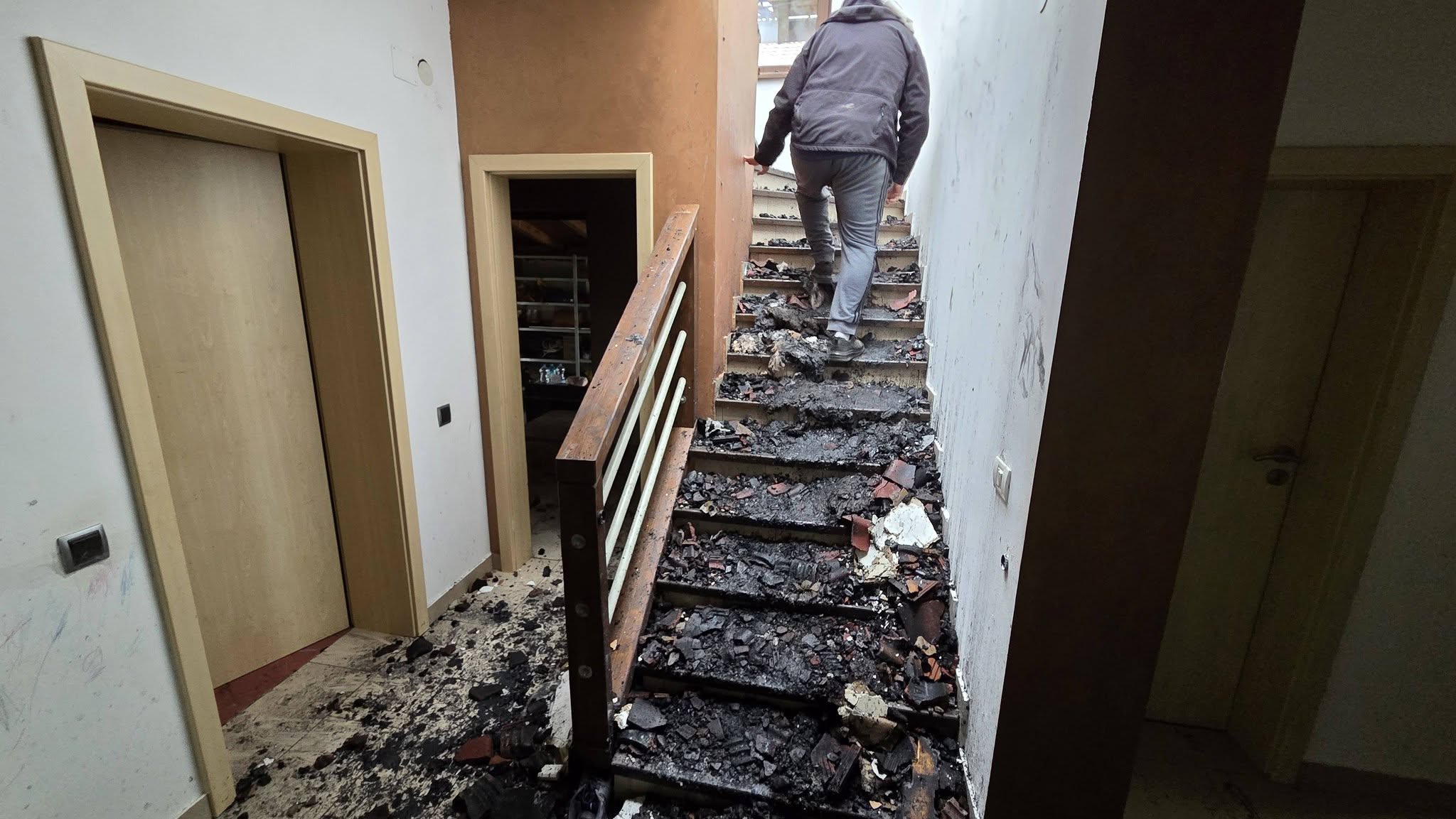 incendiu dudeștii noi